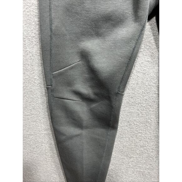 Nike Tech Fleece Pants Jogger Gray Slim Fit Tapered Leg Sweatpants Mens Size L - Picture 8 of 14